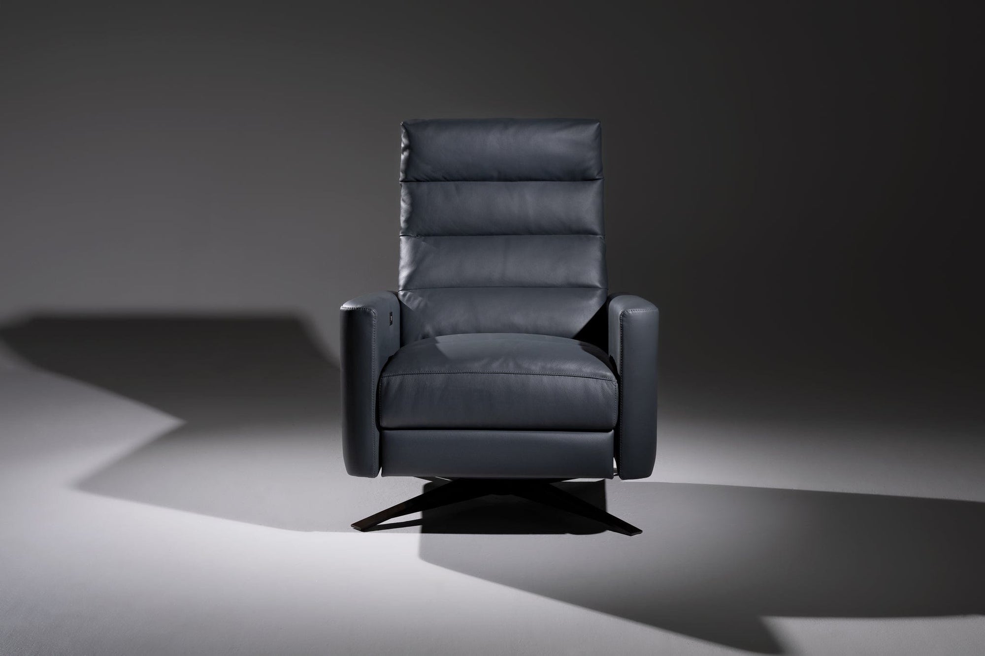American Leather Cirrus Comfort Air Echo Recliner