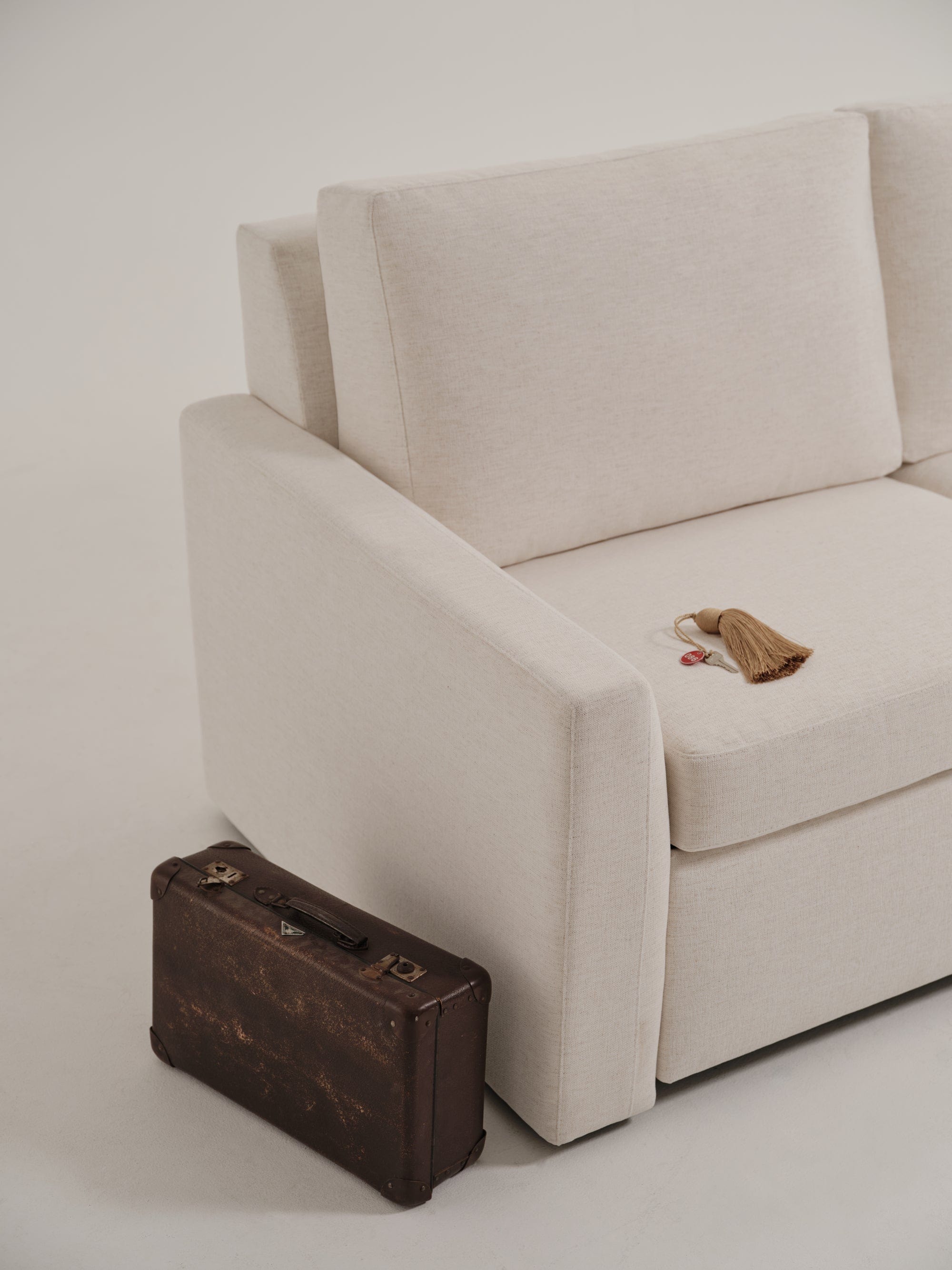 Clara Comfort Sleeper - American Leather