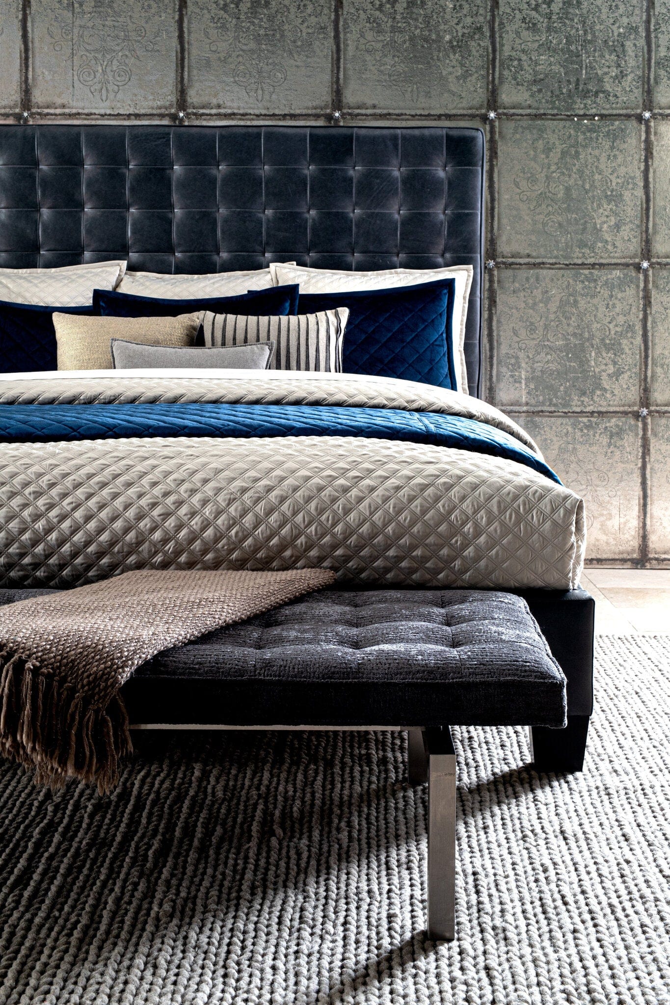 American Leather Loja Bed