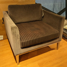 Jensen-Lewis American Leather Henley Chair